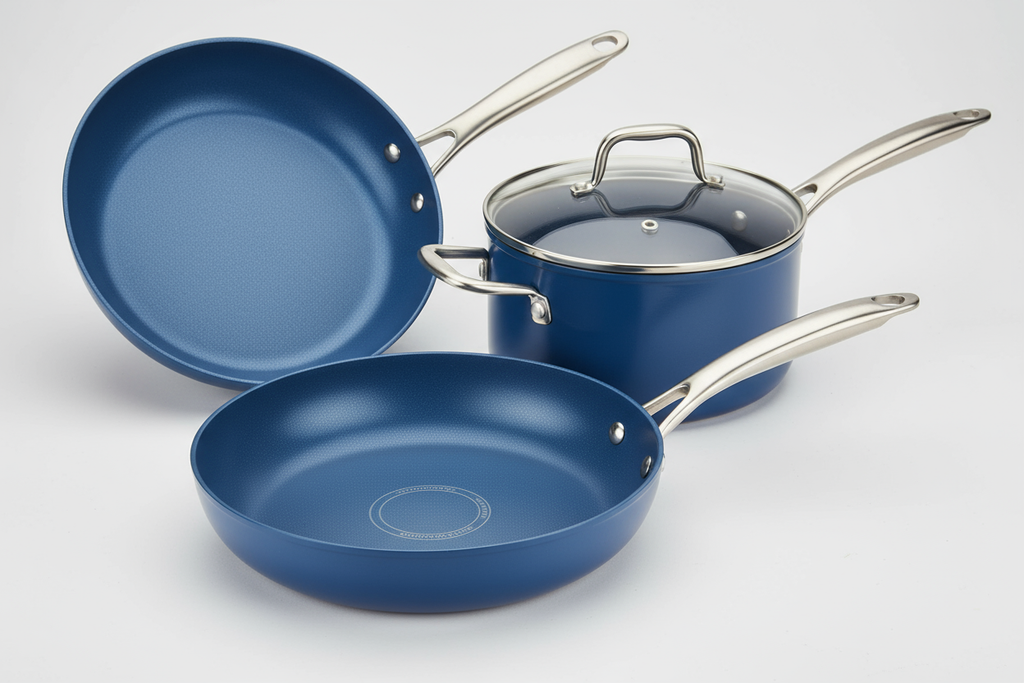 Dettaglio pentole ceramica antiaderente